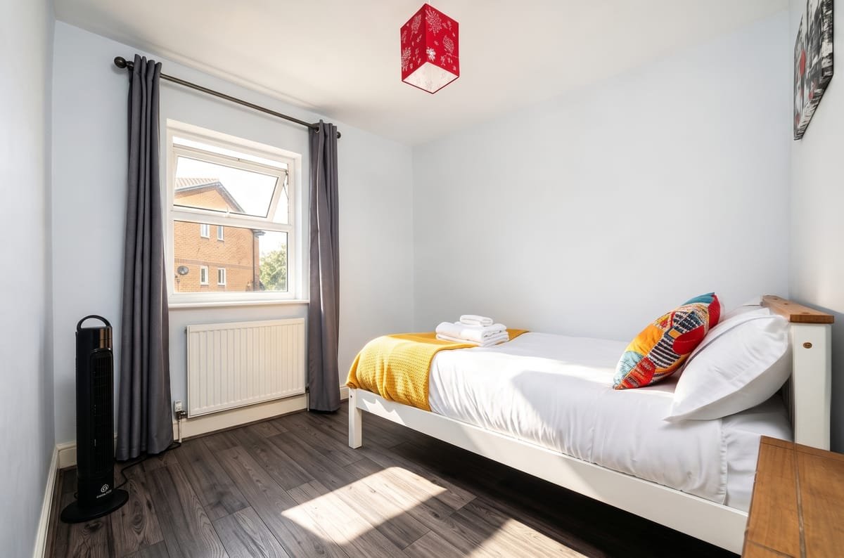 Garden Townhouse - bedroom 2