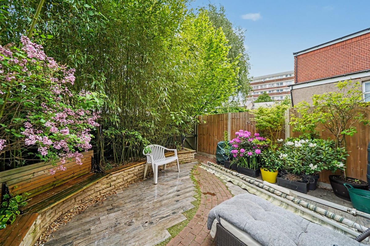 Garden Townhouse - garden
