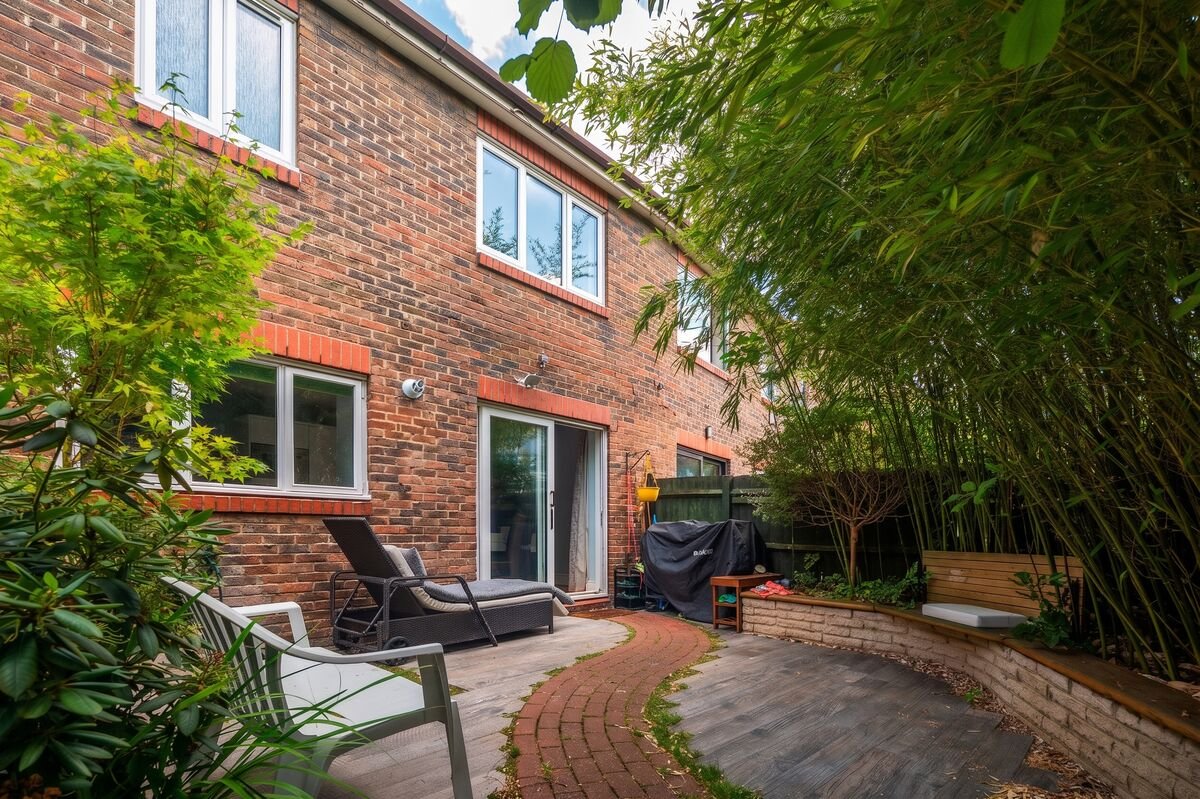 Garden Townhouse - garden