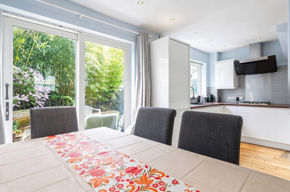 Garden Townhouse - dining room