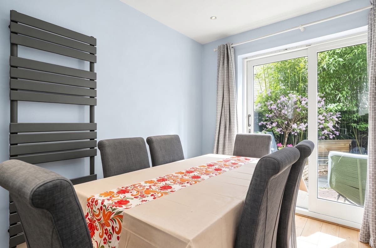 Garden Townhouse - dining room
