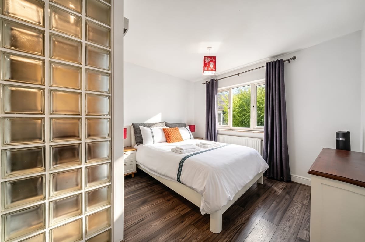 Garden Townhouse - master bedroom