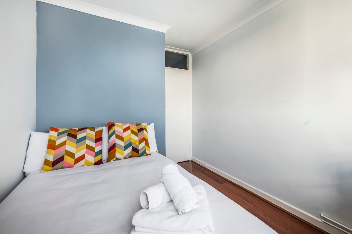 Riverside 3BR - bedroom 2
