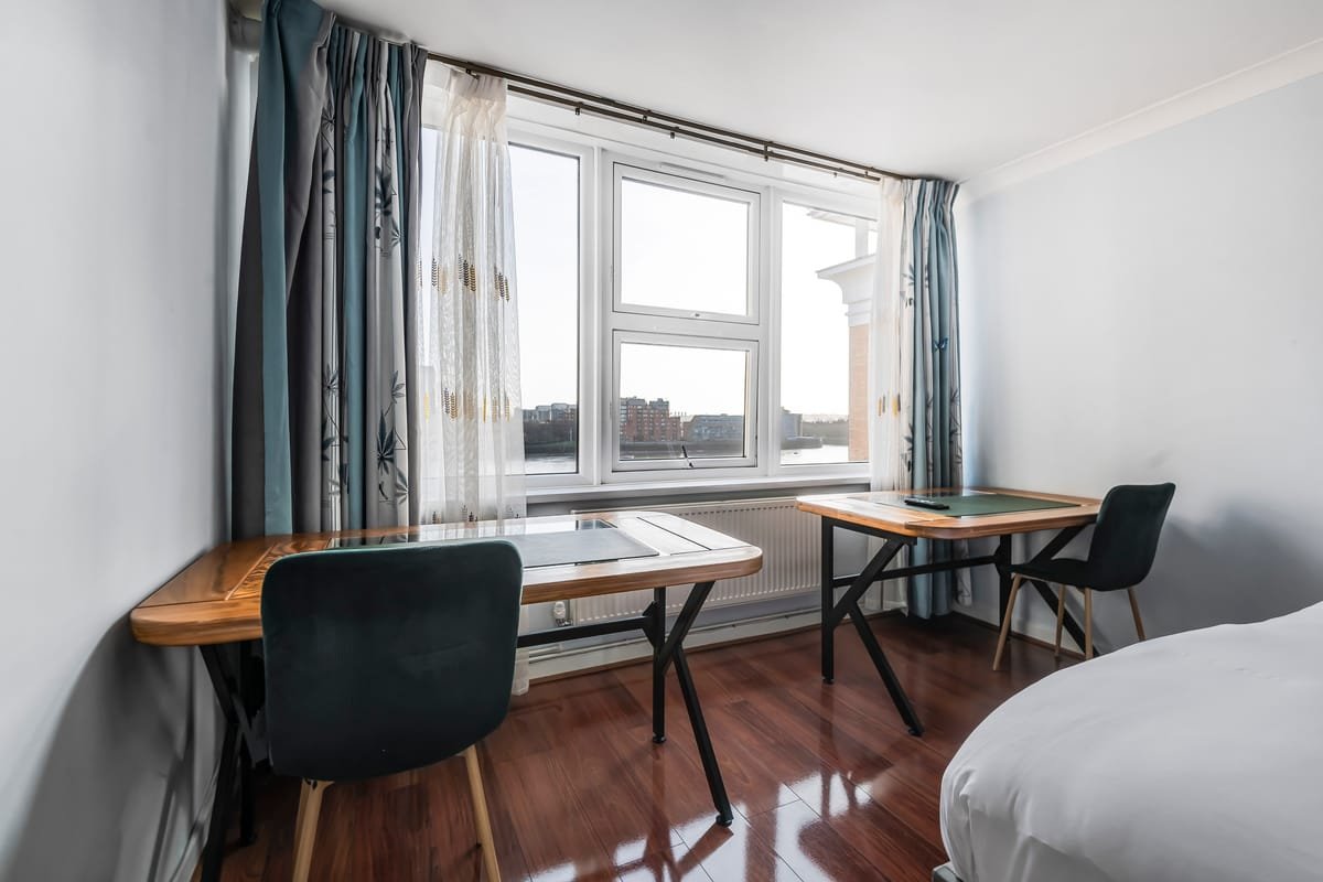 Riverside 3BR - bedroom 3