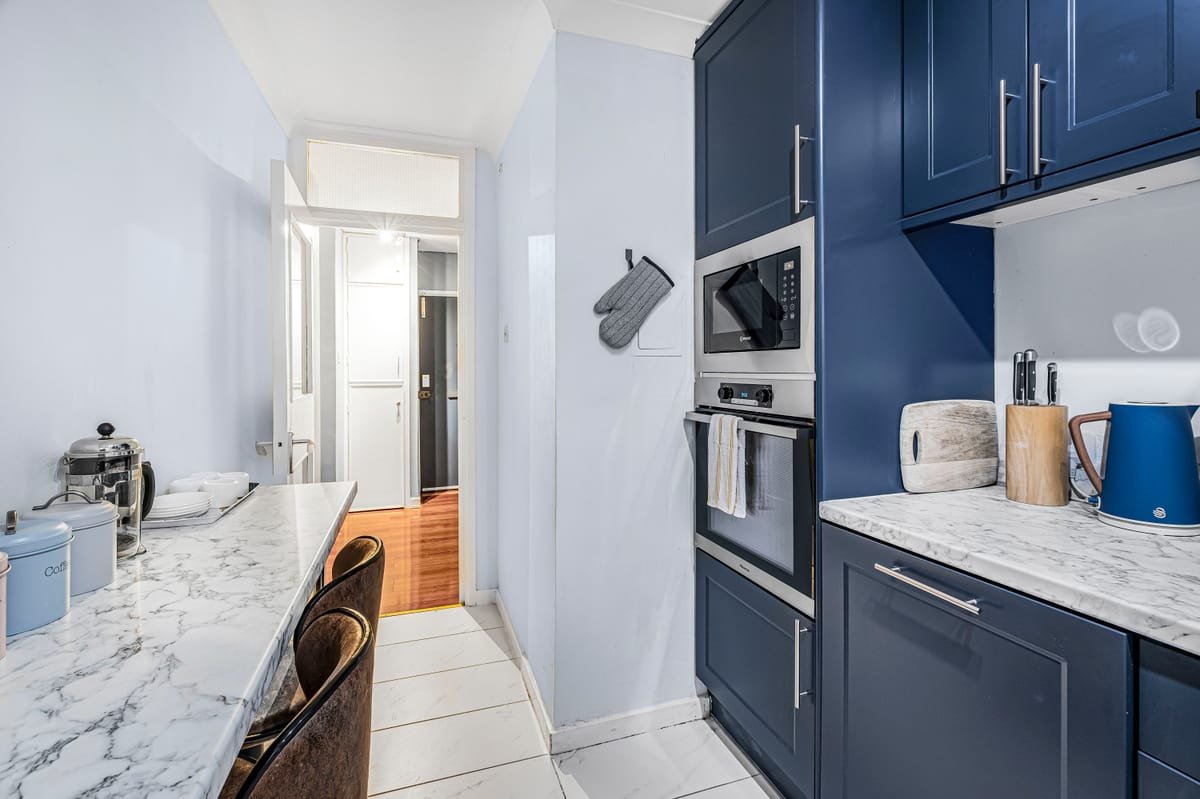 Riverside 3BR - kitchen