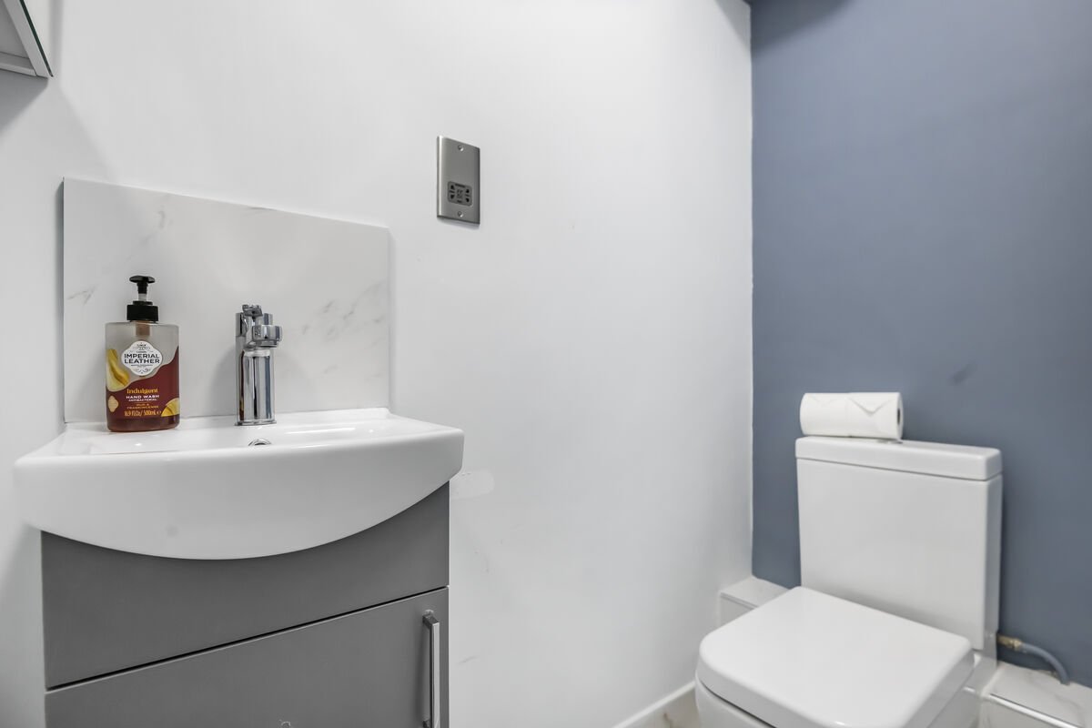 Riverside 3BR - wc
